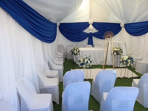 Decor & Tent